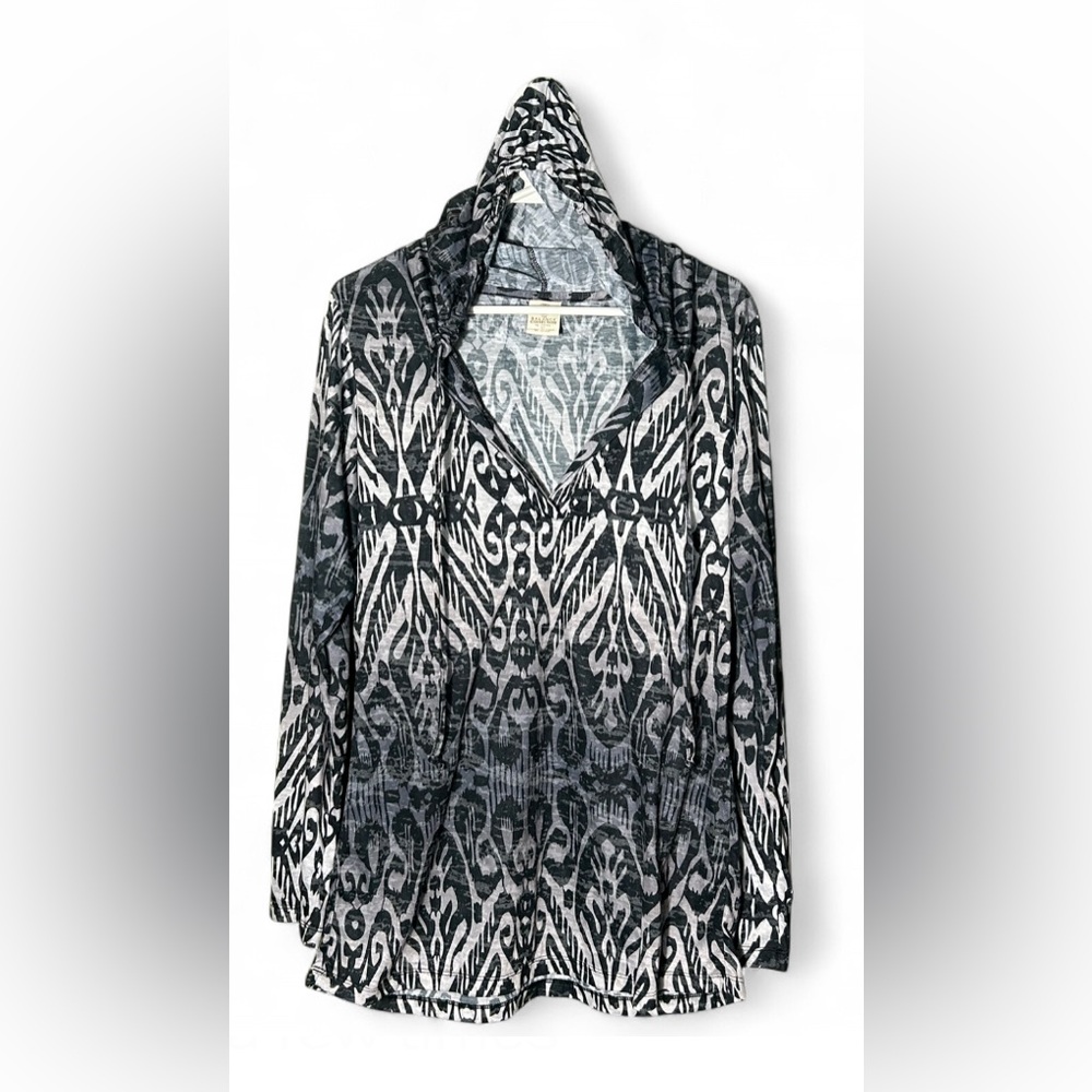 5/$25 New Balance Monochrome Patterned Hoodie